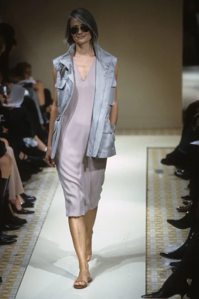 Look 19